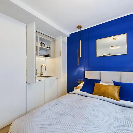 Unique For 2 People Wilanowska In By Renters Апартаменты