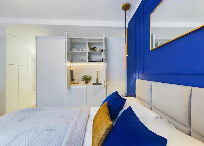 شقة Unique For 2 People Wilanowska In By Renters